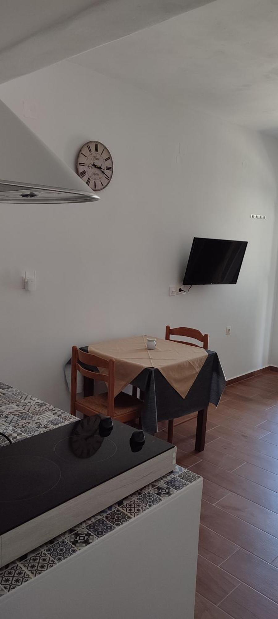 White Lotus Seaside Apartment Kini Екстериор снимка